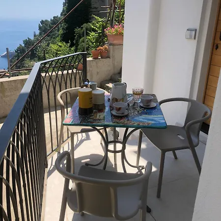 Lemon In The Air Family Holiday home